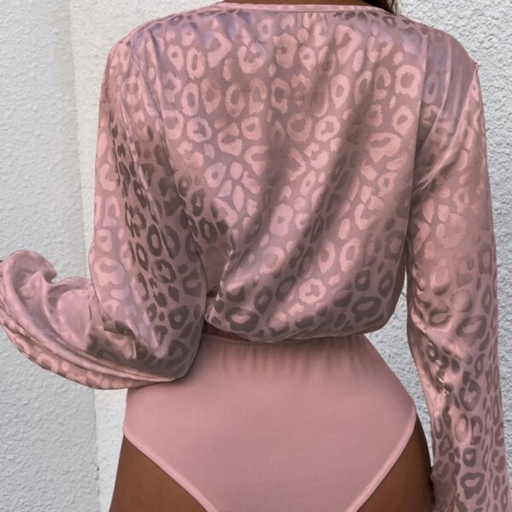 Leopard Print Lantern Sleeve Satin Bodysuit - Picture 5 of 6